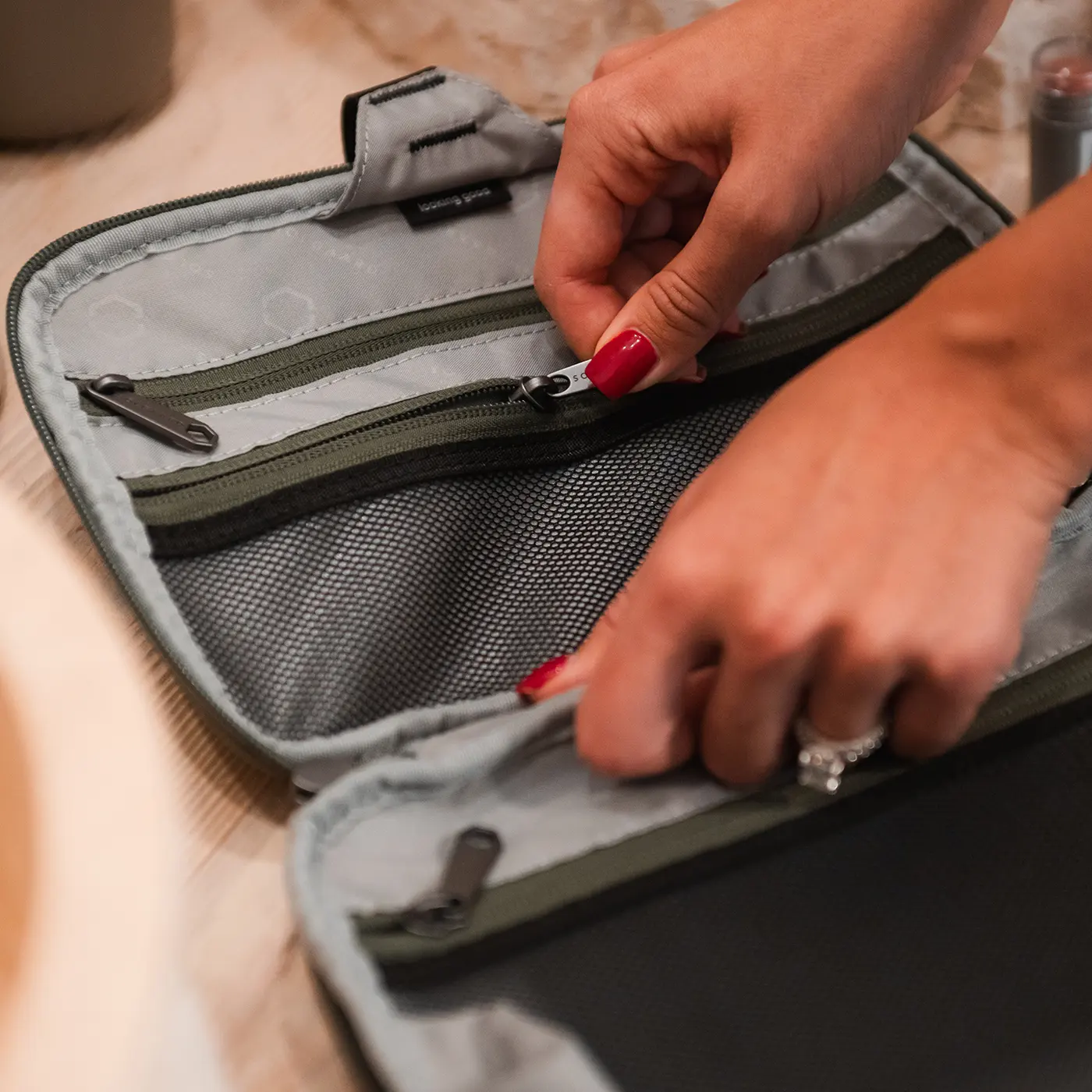 Duo Hanging Toiletry Kit - Image 6